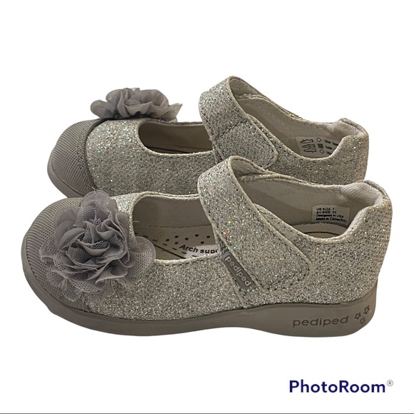 pediped Other - Pediped Girls Gray Sparkle Velcro Mary Jane Size, 23